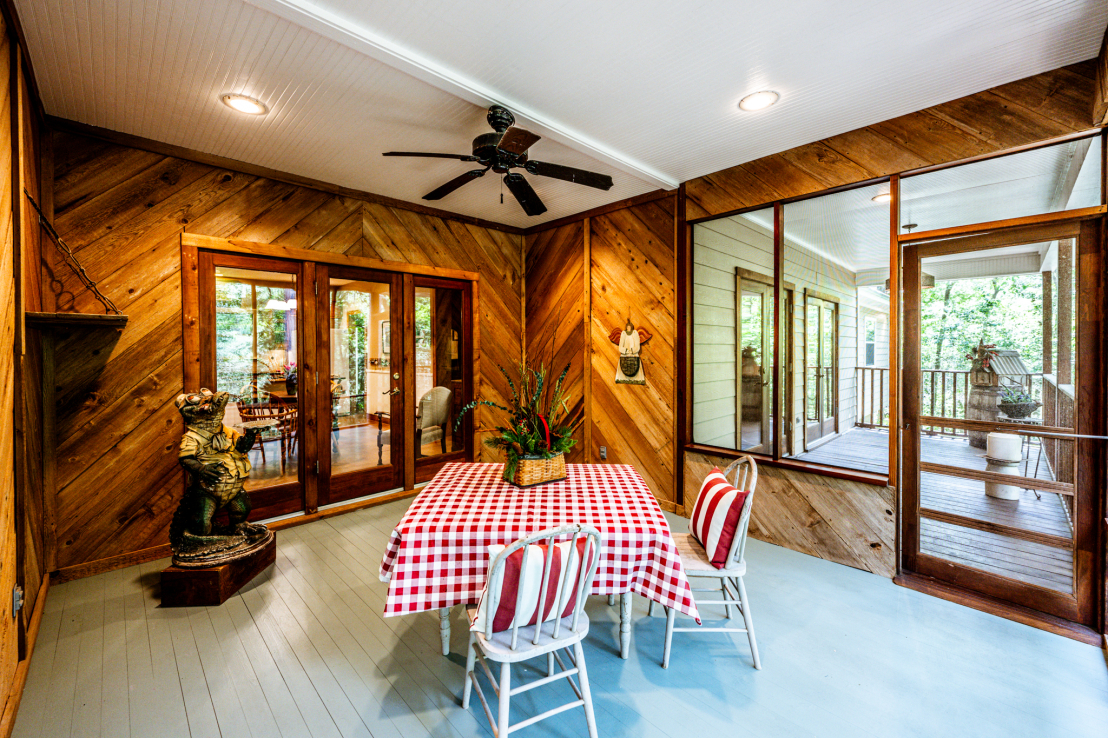 Screen Porch connects to Open Porches.