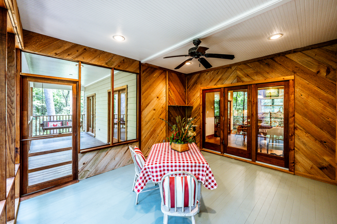 Inviting Screen Porch