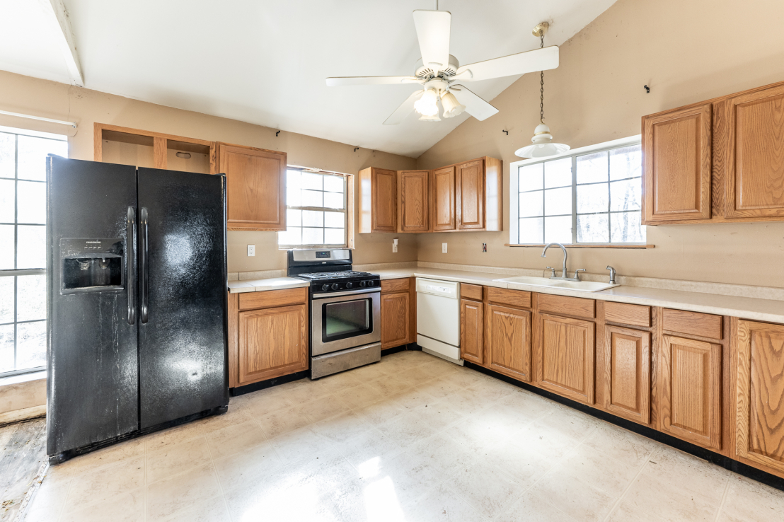 Kitchen with vaulted ceiling