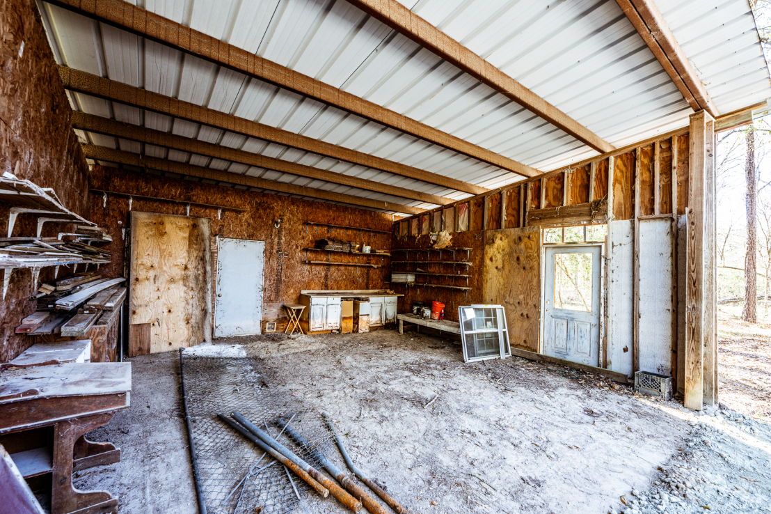 Carport/garage/shop/storage